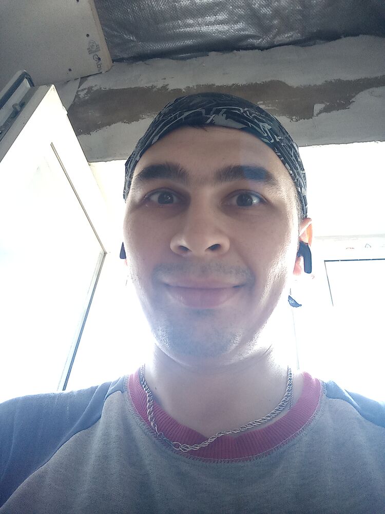  52941282  , 28 ,    