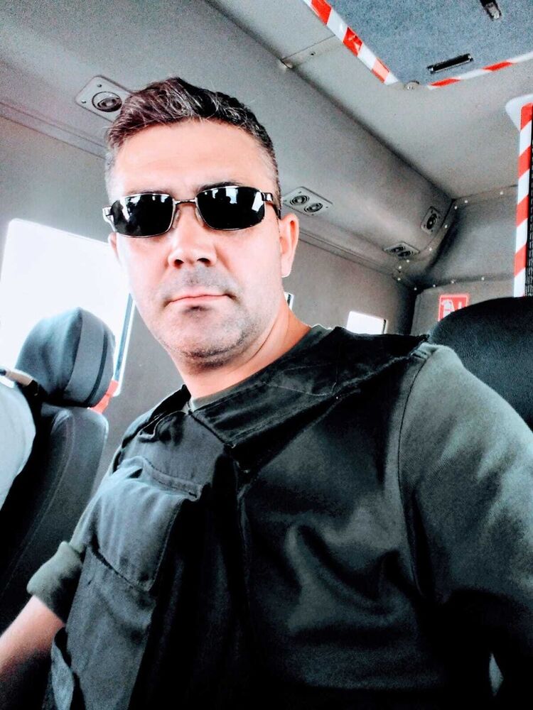  ,   Tarkan, 40 ,   ,   , c 