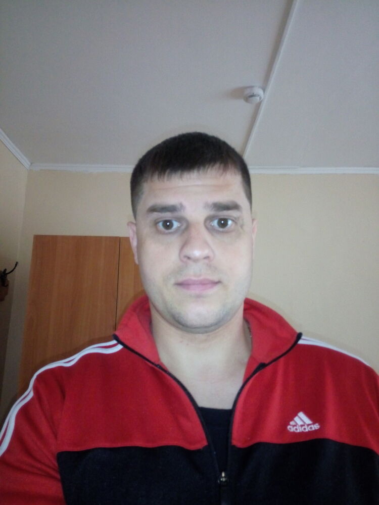  5977872  Nikolaipenza, 41 ,    