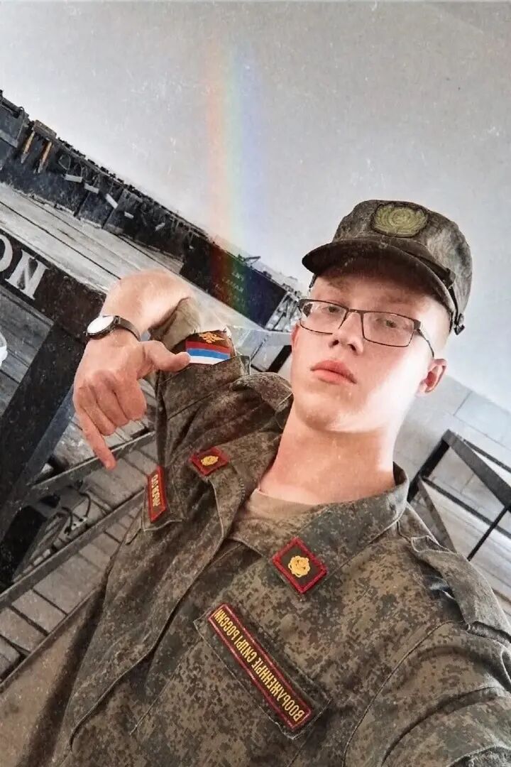  35246532  , 24 ,    