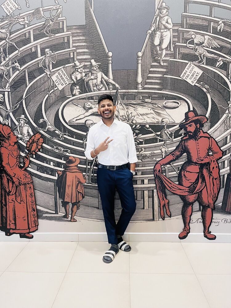  48978692  , 26 ,    --