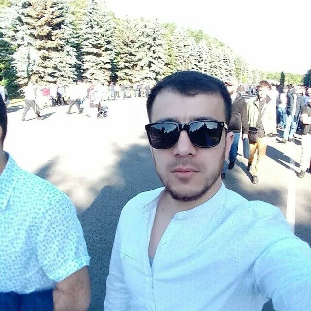  18084942  Aziz, 37 ,    