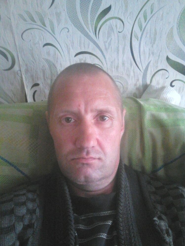  16599812  Cergei, 46 ,    