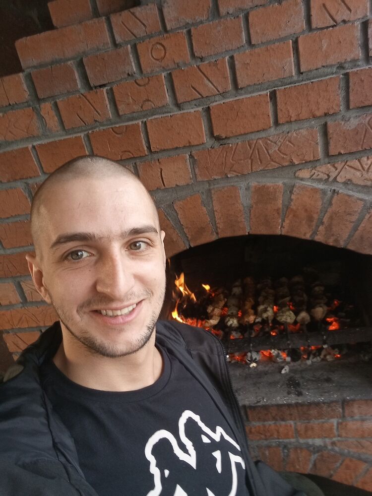  40707042  , 33 ,     