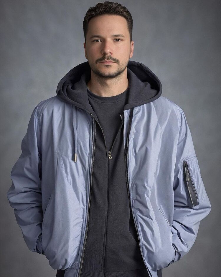 ���� 44142232 ������� ����, 37 ���, ���� ���������� � ������