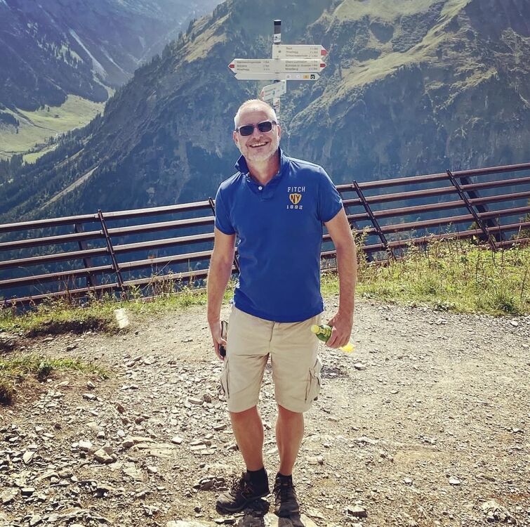  ,   Stefan, 56 ,     , c 