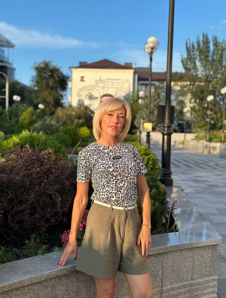  54200942  , 47 ,    --