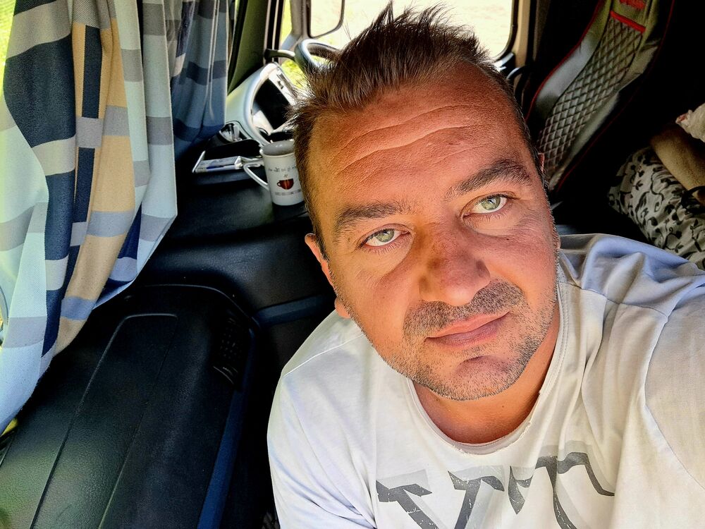  36595162  Darko, 39 ,    