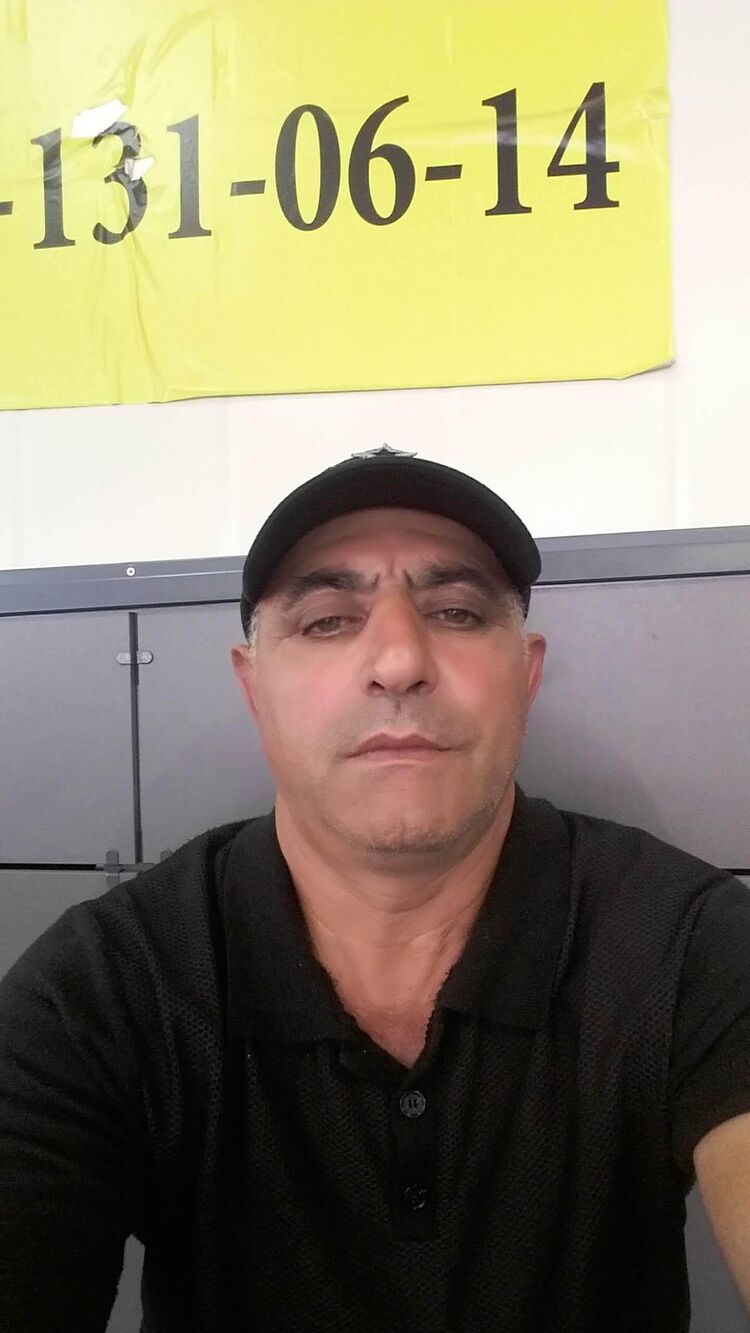  52609142  , 57 ,    --