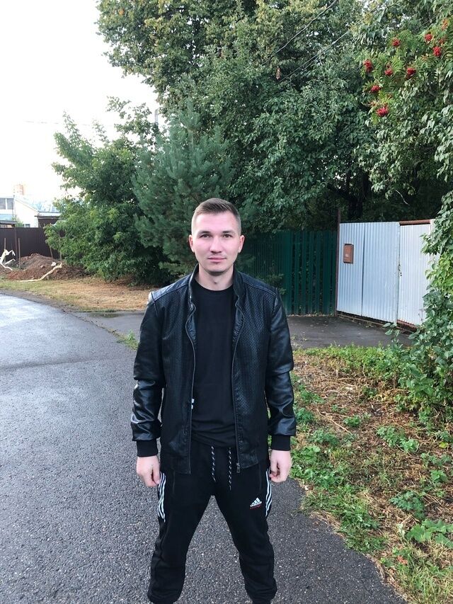  52901972  Vitaly, 24 ,     