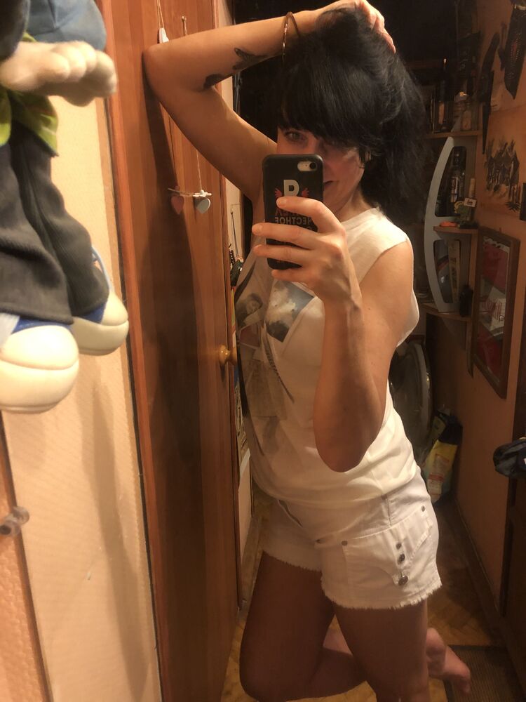  37027902  , 52 ,    