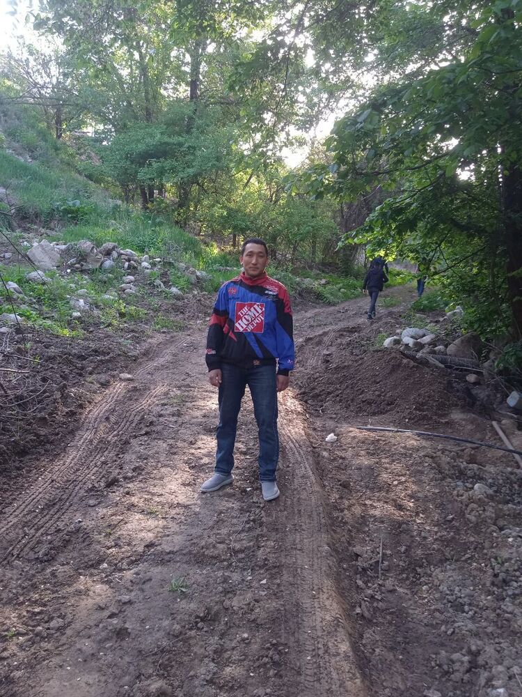 ,   Rustam, 25 ,   ,   