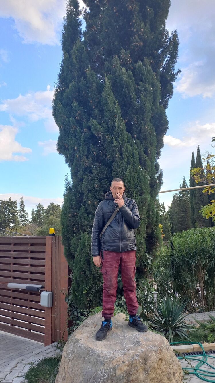  48406372  , 44 ,    