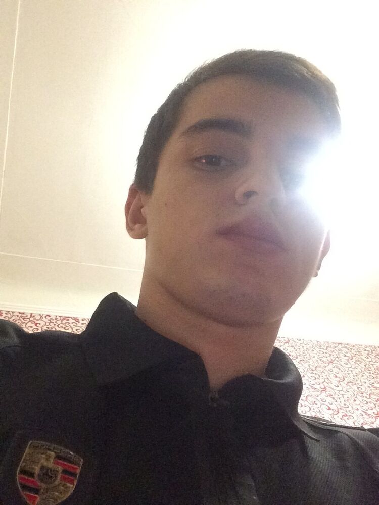  22498272  , 25 ,    