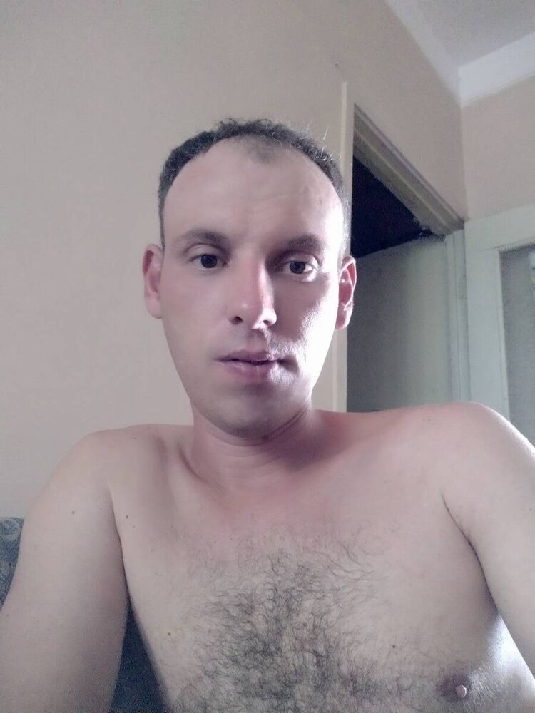  ,   Kolya, 38 ,  