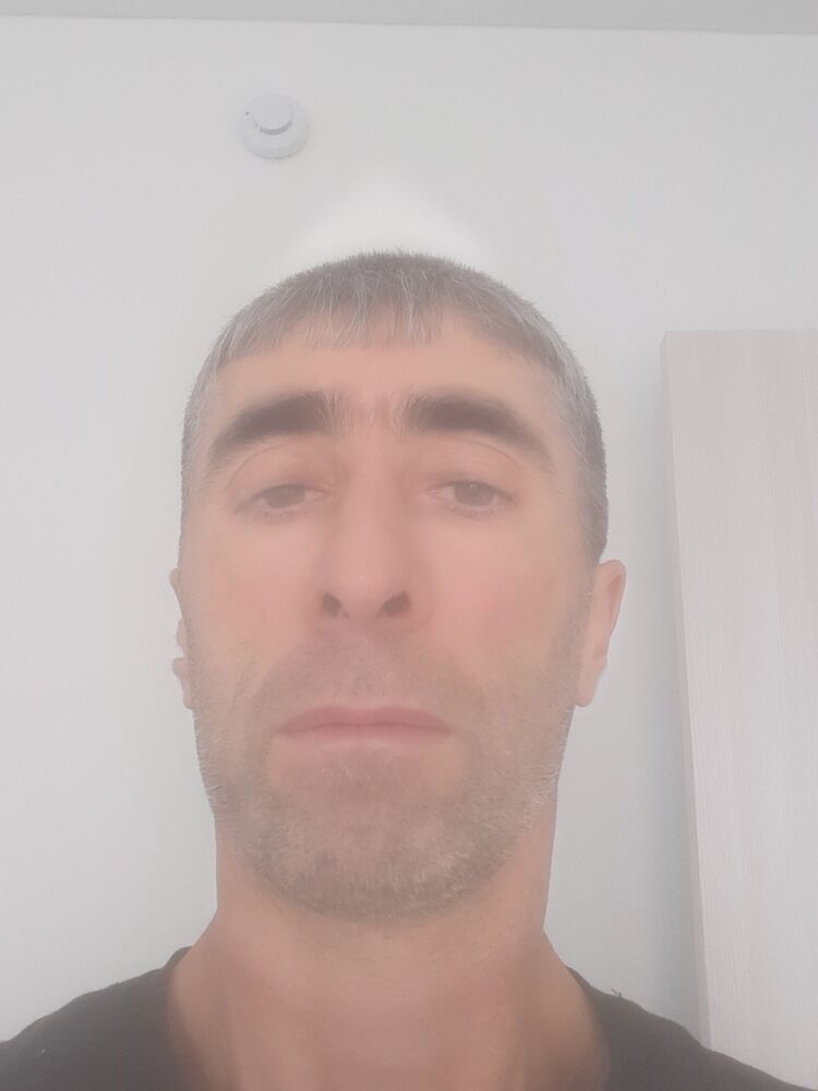  46937032  , 48 ,    