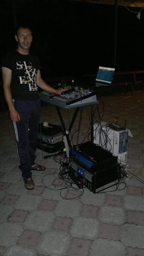  ,   Alex, 22 ,   ,   