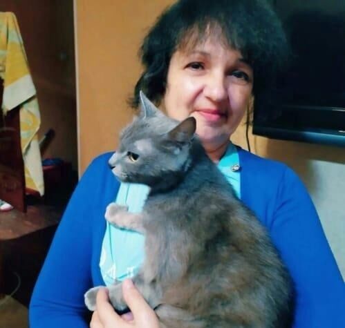  45997892  Elena, 63 ,    