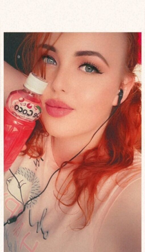  27681622  Sofia, 24 ,    