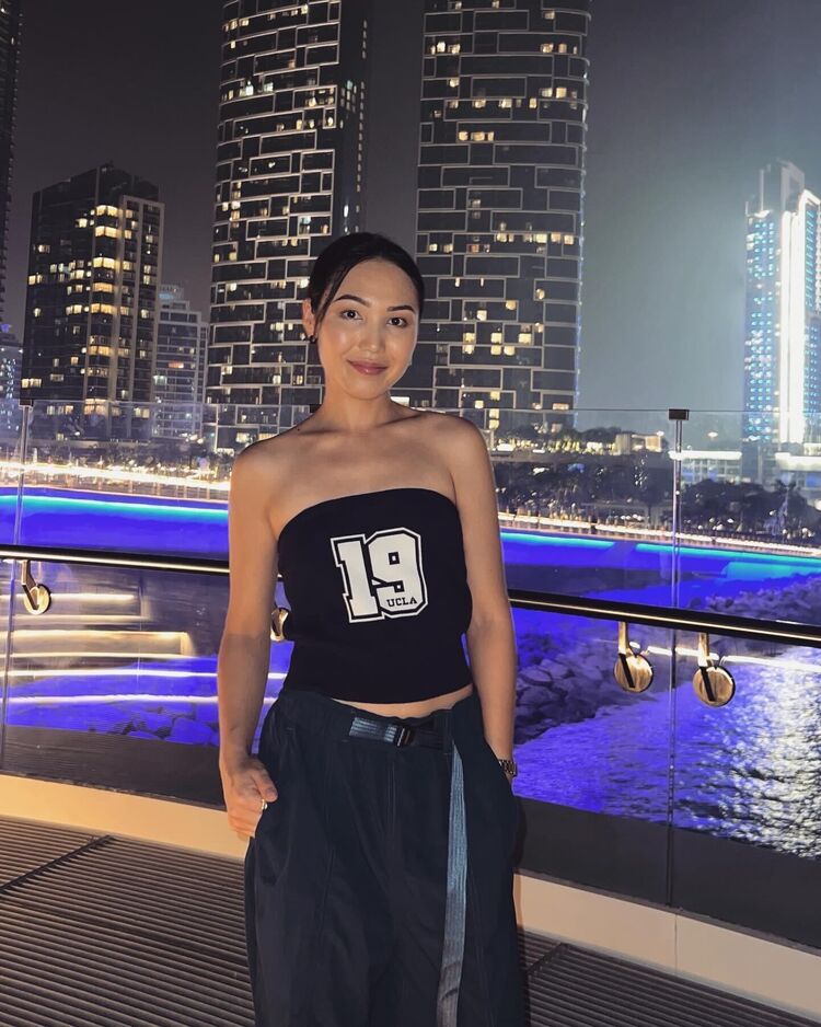  ,   , 27 ,   c 