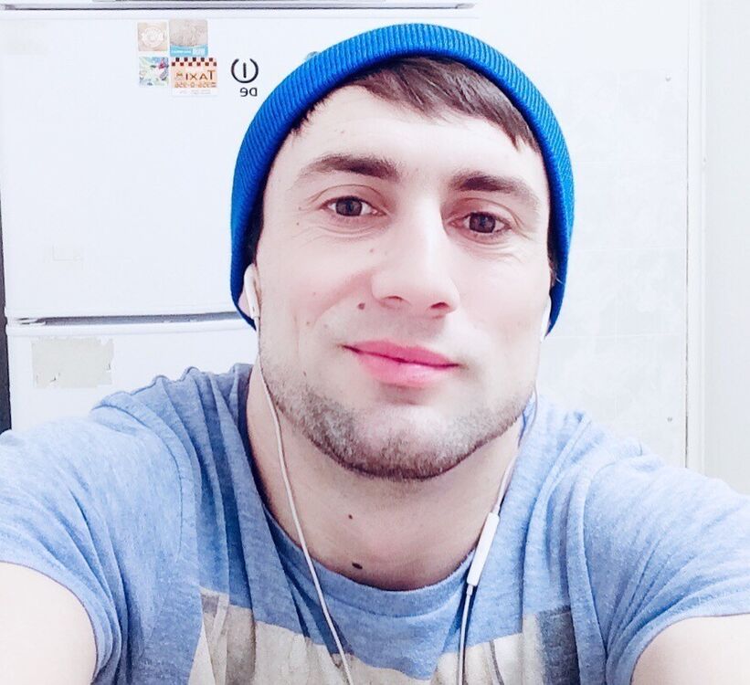  18428992  Vadim, 33 ,    