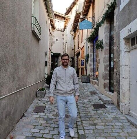  ,   Igor, 35 ,   ,   