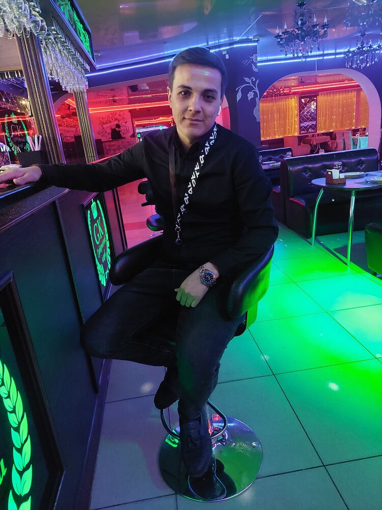  ,   Eziz, 26 ,   ,   