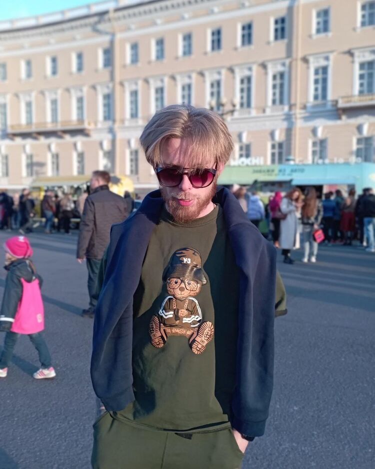 ���� 26713732 ������� �����, 32 ����, ���� ���������� � �����-����������