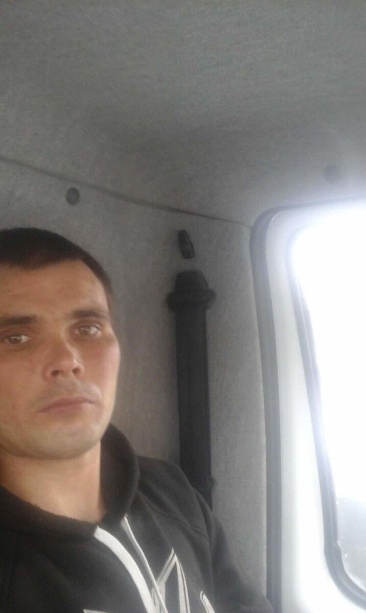  ,   Oleg, 37 ,   ,   , c , 