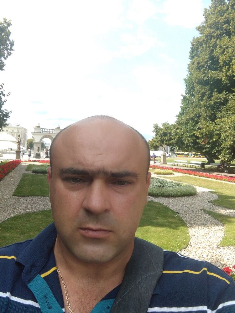  21385982  , 40 ,    