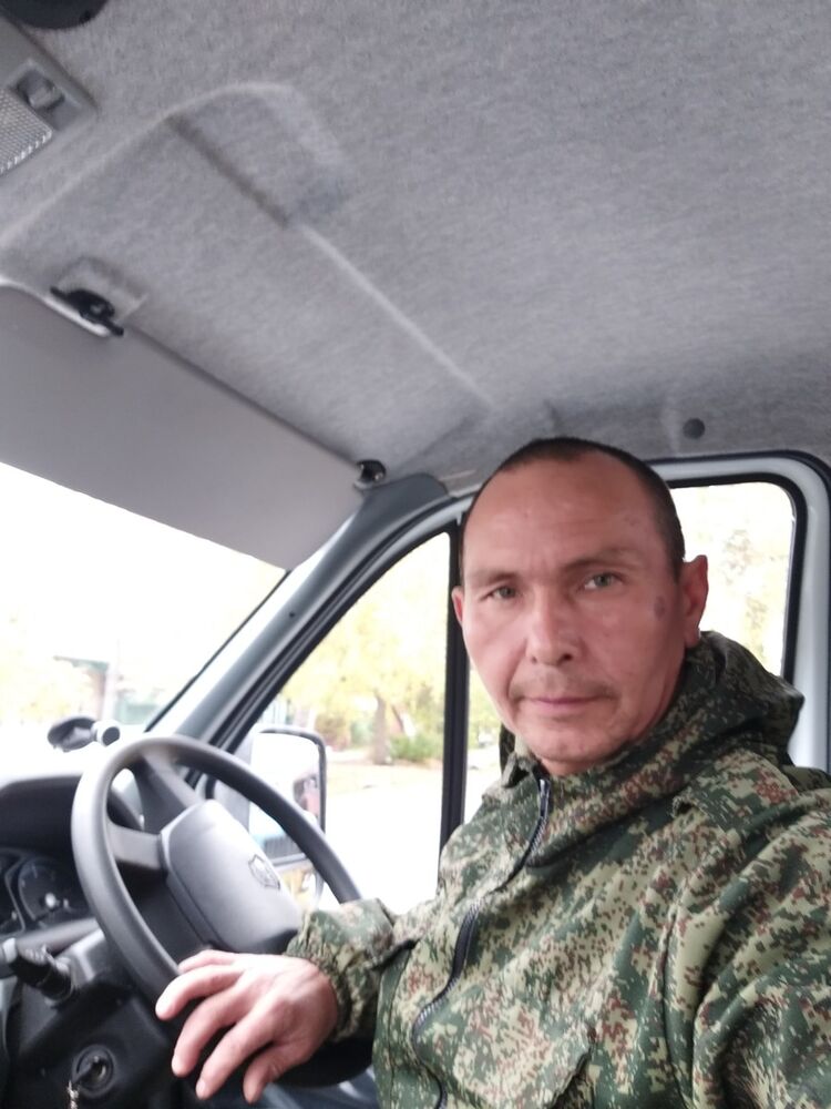  ,   Marat, 53 ,  
