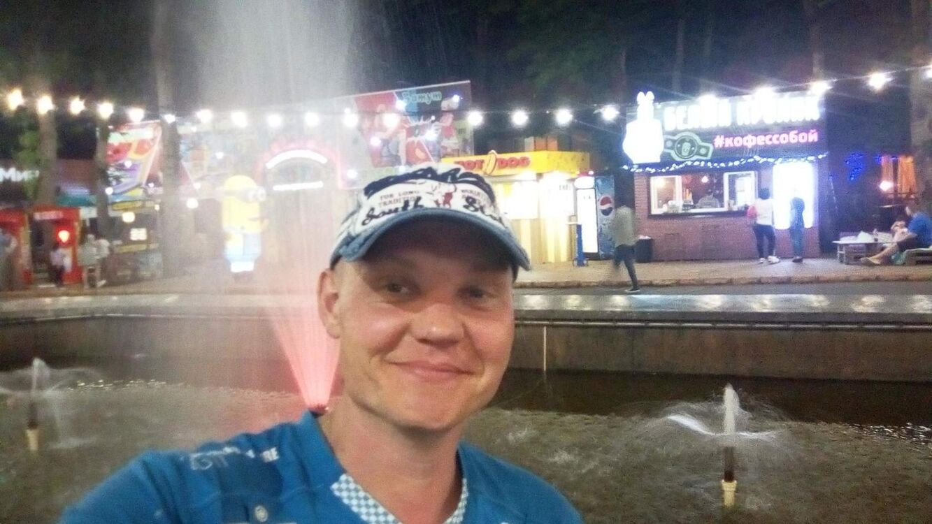  --,   , 43 ,     , c 
