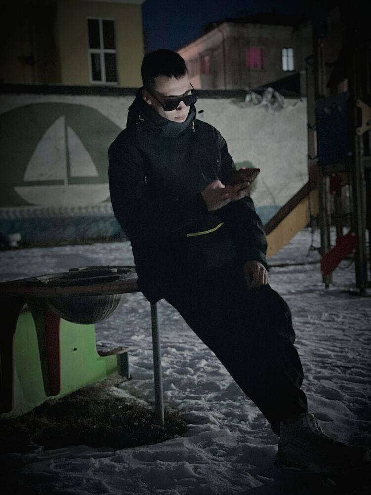  51080952  , 19 ,    