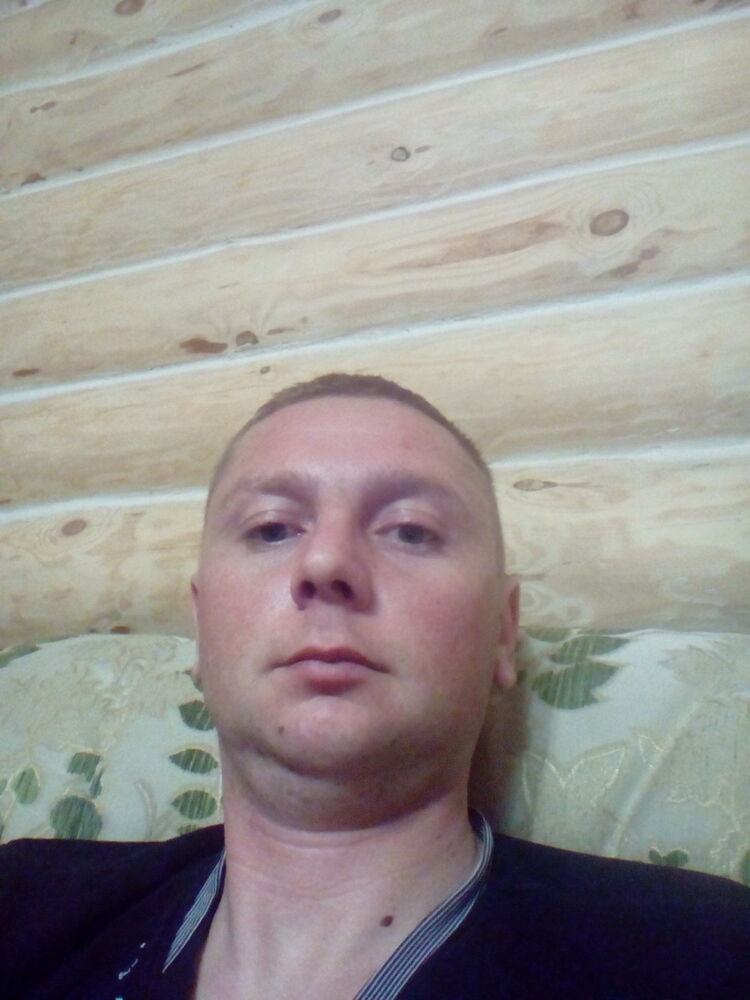  9209892  Vasilij, 33 ,    