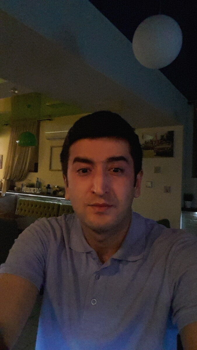  ,   Dani, 37 ,   ,   , c 