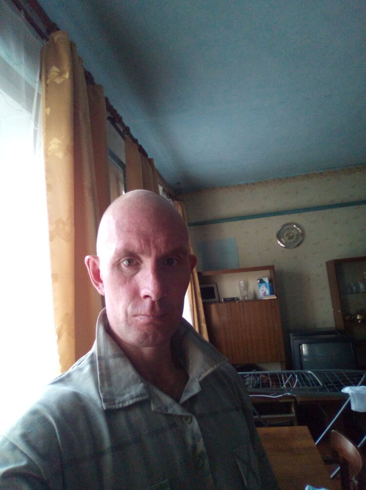  24300772  , 44 ,    -