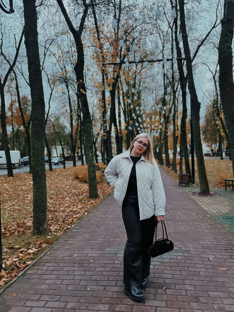  54161602  Vlada, 20 ,    