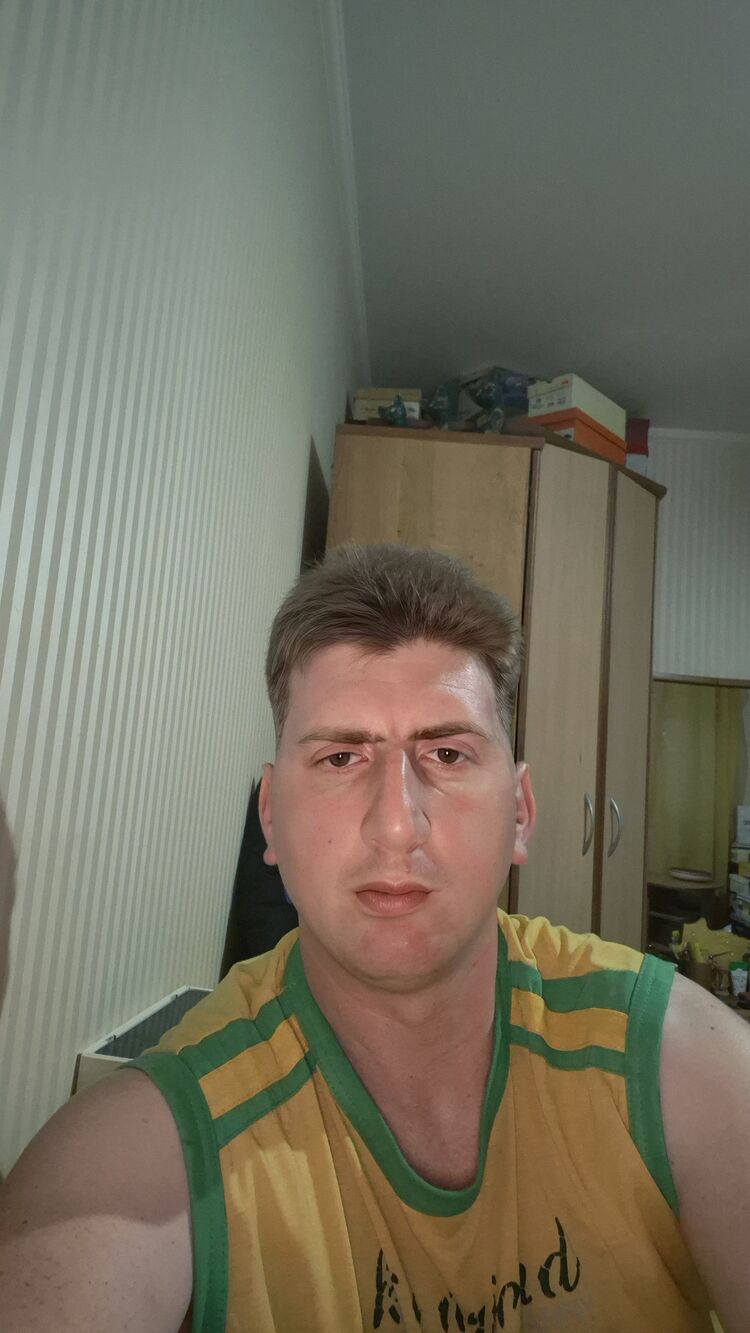  ,   Ivan, 39 ,     , c 