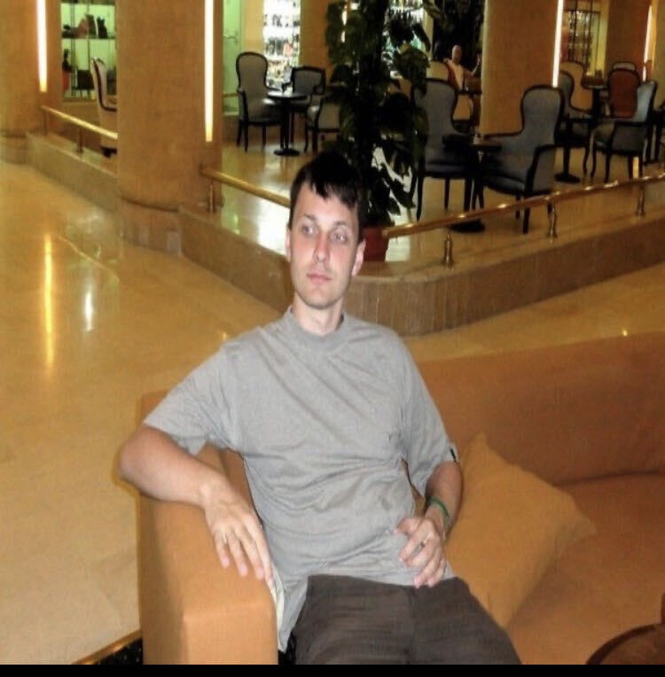  27588792  Cuckold, 45 ,    