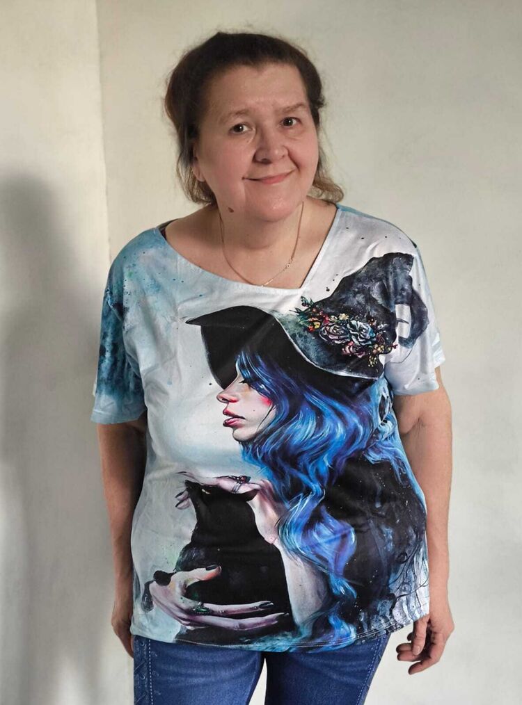  52583892  Emili, 62 ,    