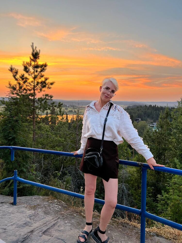  53582832  , 45 ,    -