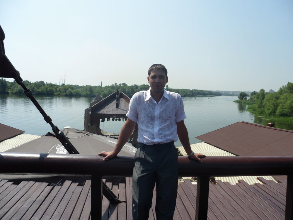  4286882  Sanek, 46 ,    