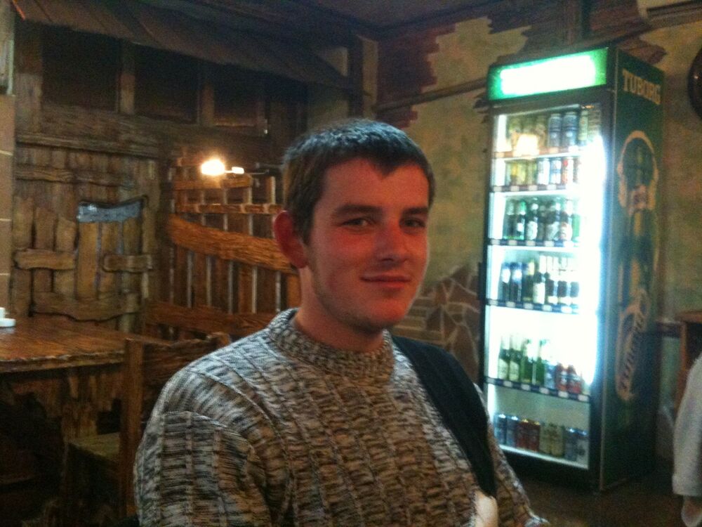  ,   Gio, 32 ,   ,   , c 