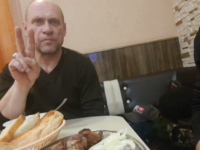  40020052  , 49 ,    