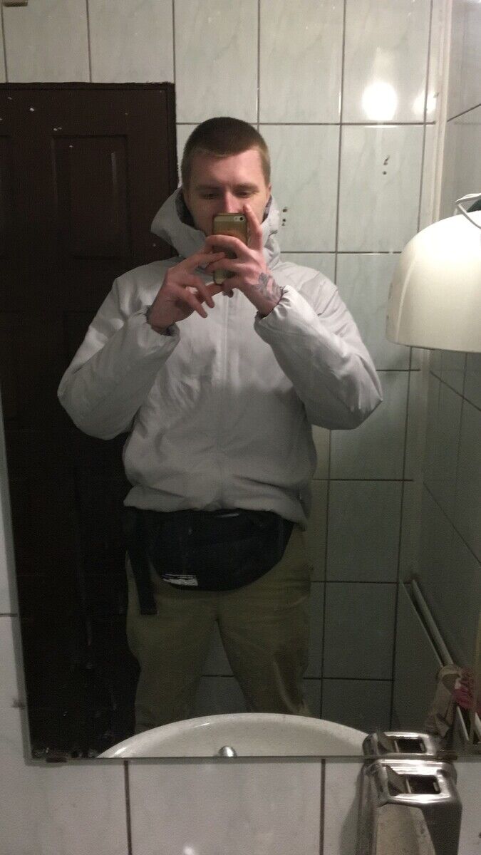  21208692  Mich, 31 ,    