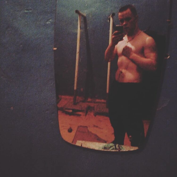  15189392  Rostislav, 29 ,    