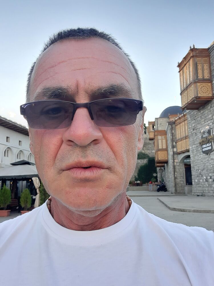  ,   Luka, 53 ,   ,   