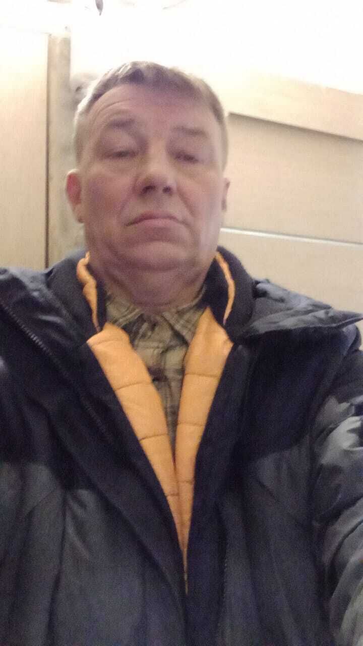  22593552  , 61 ,    