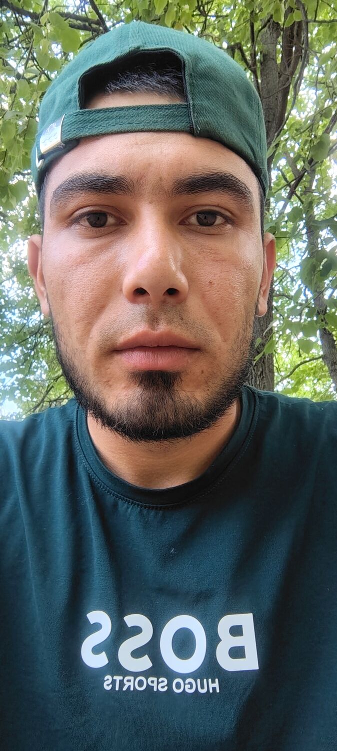  53048422  Ruslan, 30 ,    