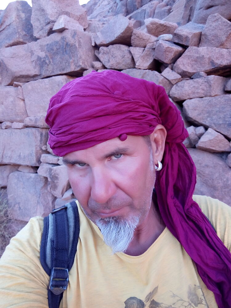 ���� 39428352 ������� ��������, 42 ����, ���� ���������� � �����-����������